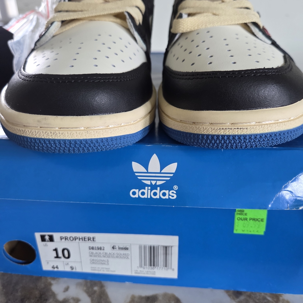 Adidas Kids Sneakers - Black, Cream, and Blue